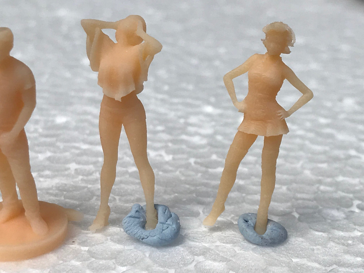 1:64 Scale Miniature People Group 2 - Resin / unpainted - great for Dioramas / Hot Wheels - Made in the USA