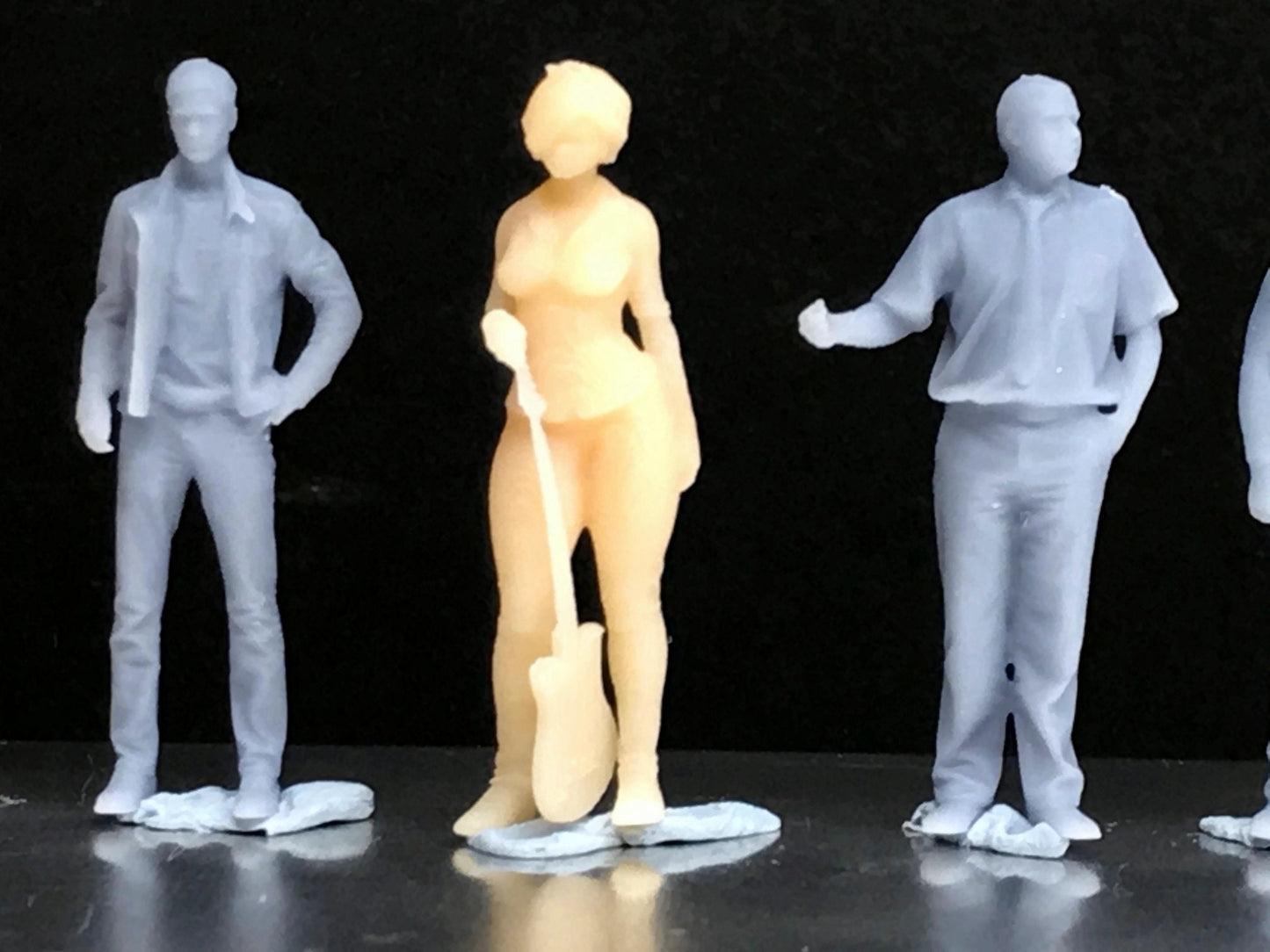 1:64 Scale Miniature People - Resin / unpainted - great for Dioramas / Hot Wheels - Made in the USA GROUP 17