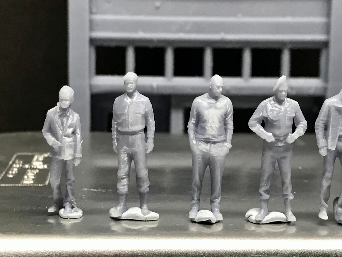 1:64 Scale Miniature People - Resin / unpainted - great for Dioramas / Hot Wheels - Made in the USA GROUP 73 - Miniature Figures