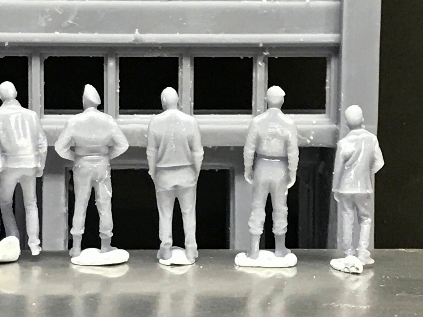 1:64 Scale Miniature People - Resin / unpainted - great for Dioramas / Hot Wheels - Made in the USA GROUP 73 - Miniature Figures