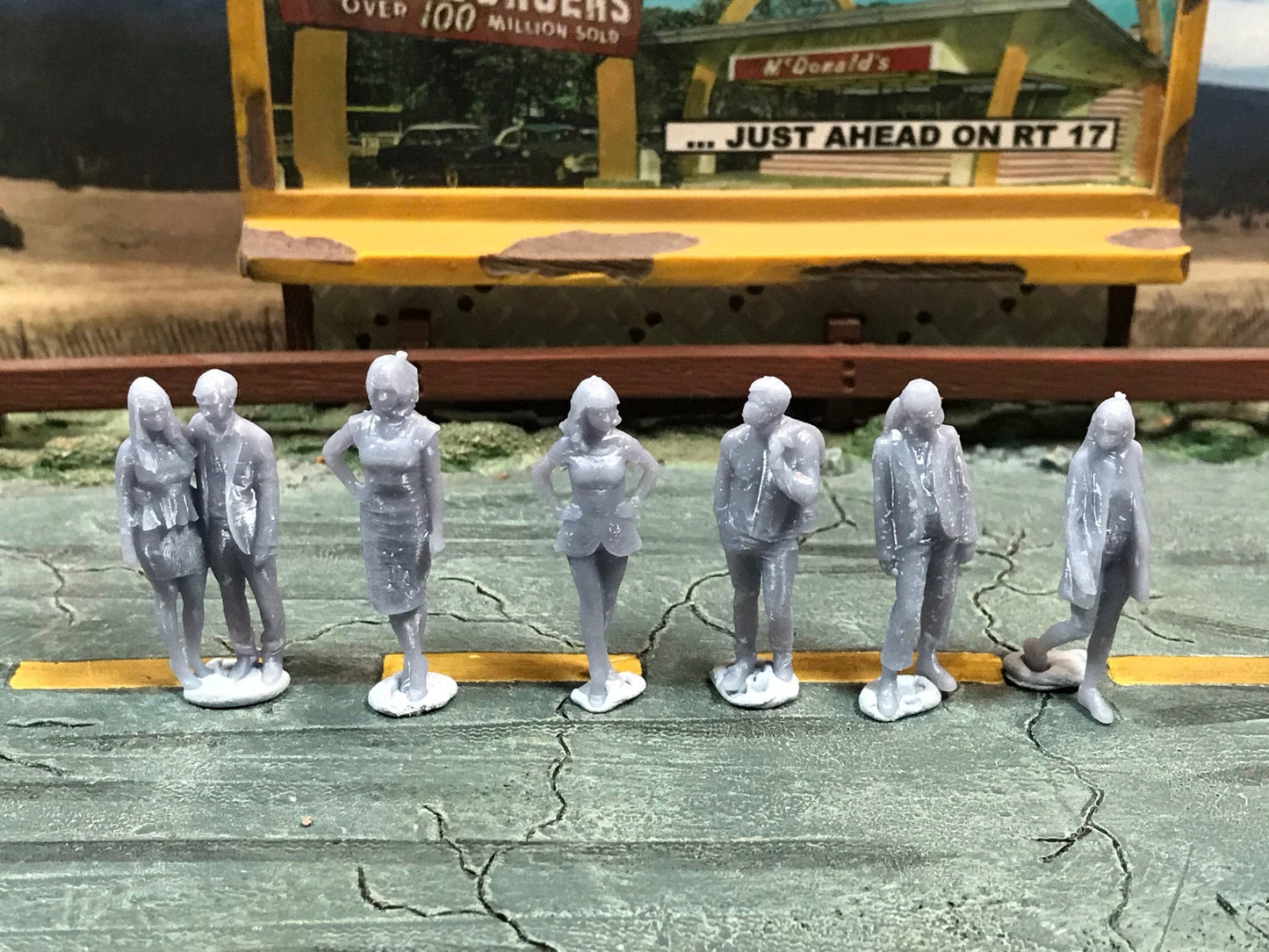 1:64 Scale Miniature People - Resin / unpainted - great for Dioramas / Hot Wheels - Made in the USA GROUP 79- Miniature Figures