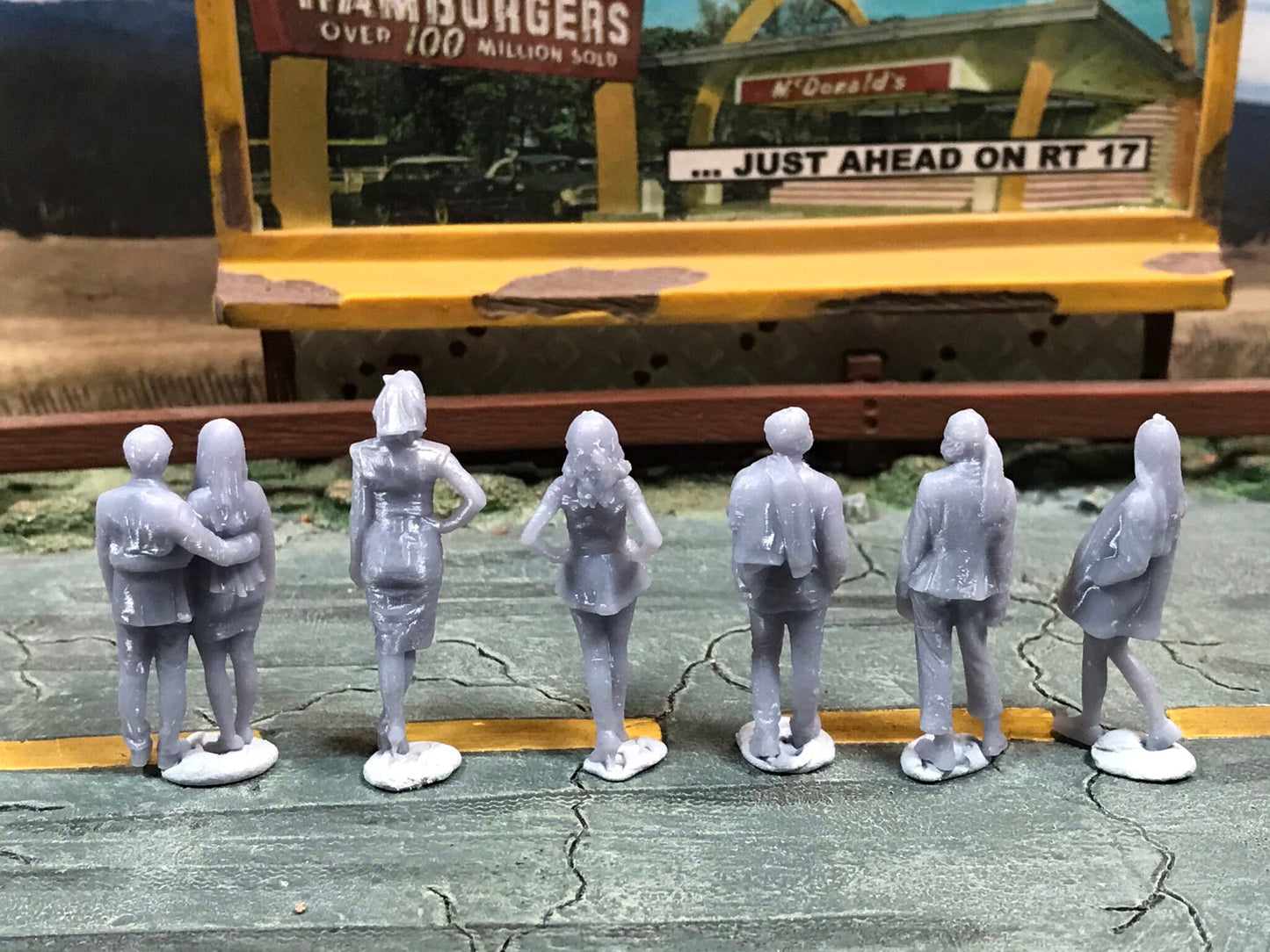 1:64 Scale Miniature People - Resin / unpainted - great for Dioramas / Hot Wheels - Made in the USA GROUP 79- Miniature Figures