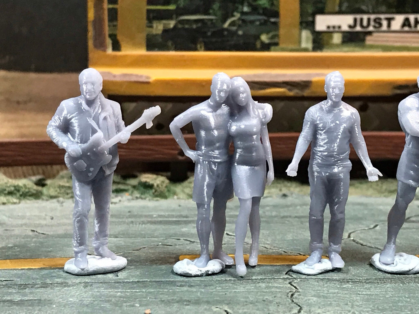 1:64 Scale Miniature People - Resin / unpainted - great for Dioramas / Hot Wheels - Made in the USA GROUP 80 - Miniature Figures