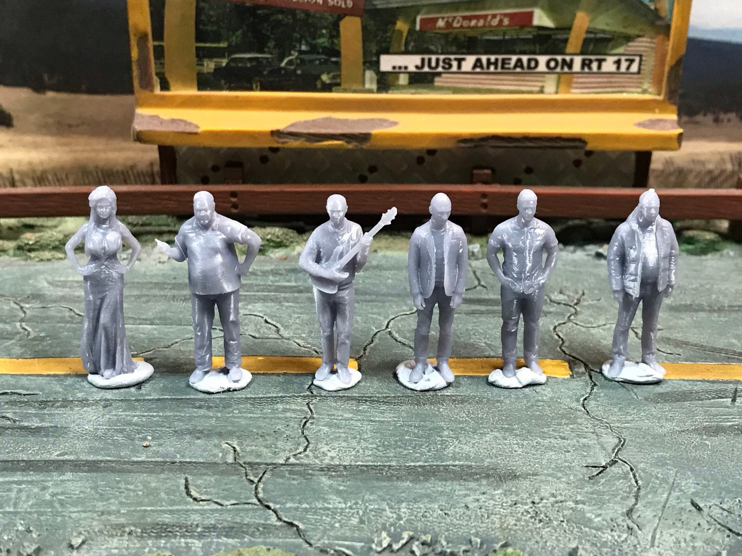 1:64 Scale Miniature People - Resin / unpainted - great for Dioramas / Hot Wheels - Made in the USA GROUP 82- Miniature Figures