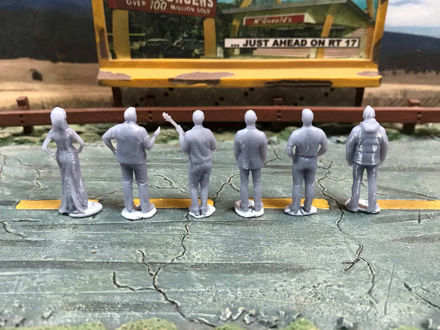 1:64 Scale Miniature People - Resin / unpainted - great for Dioramas / Hot Wheels - Made in the USA GROUP 82- Miniature Figures