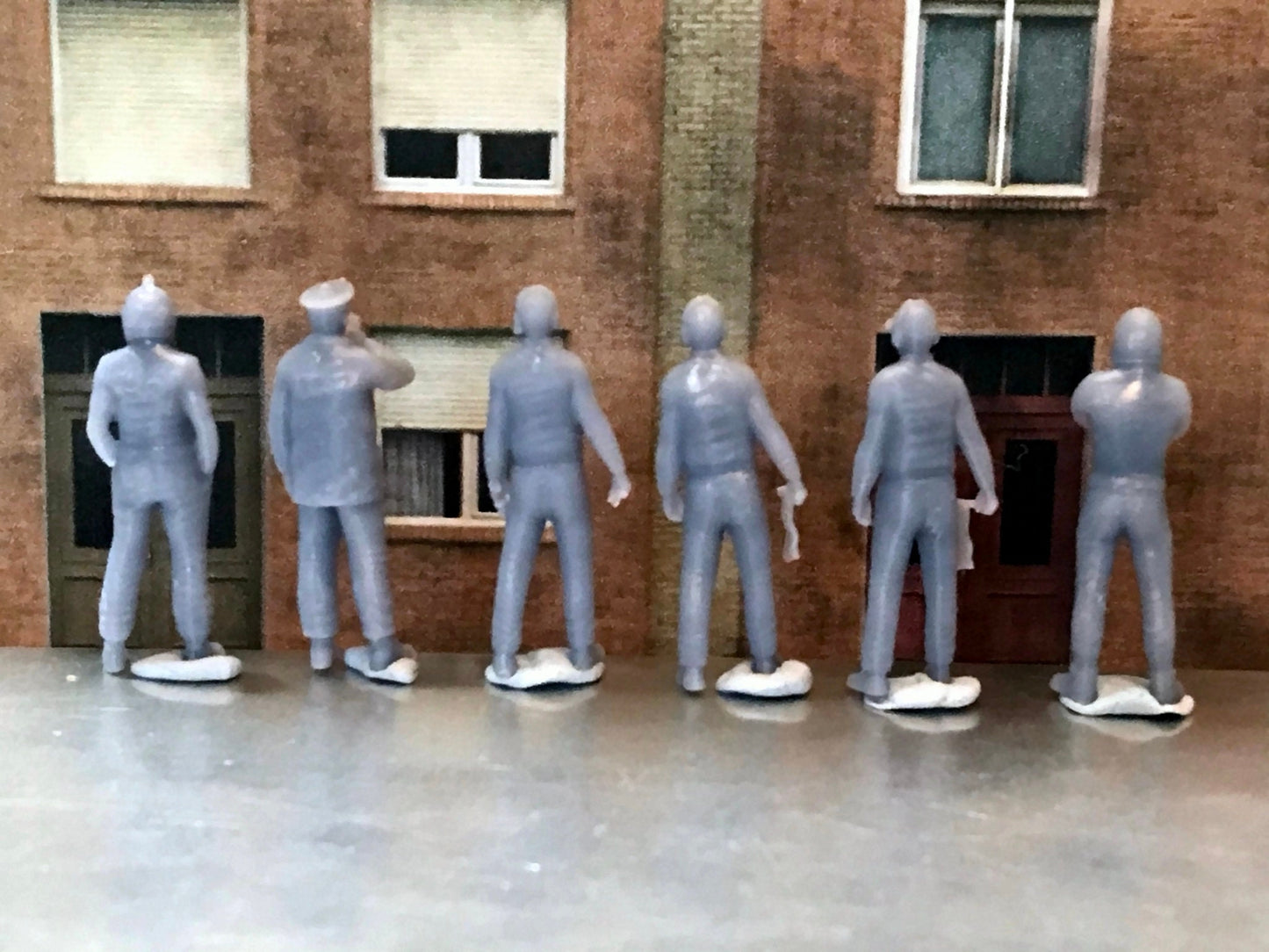 1:64 Scale Miniature People - Resin / unpainted - great for Dioramas / Hot Wheels - Made in the USA GROUP 100 - Miniature Figures