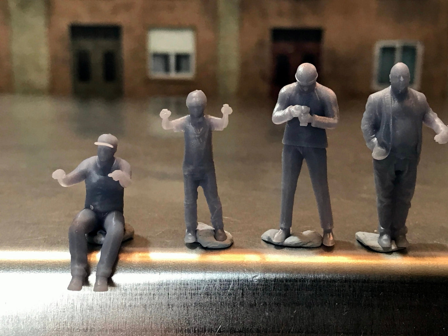 1:64 Scale Miniature People - Resin / unpainted - great for Dioramas / Hot Wheels - Made in the USA GROUP 106- Miniature Figures