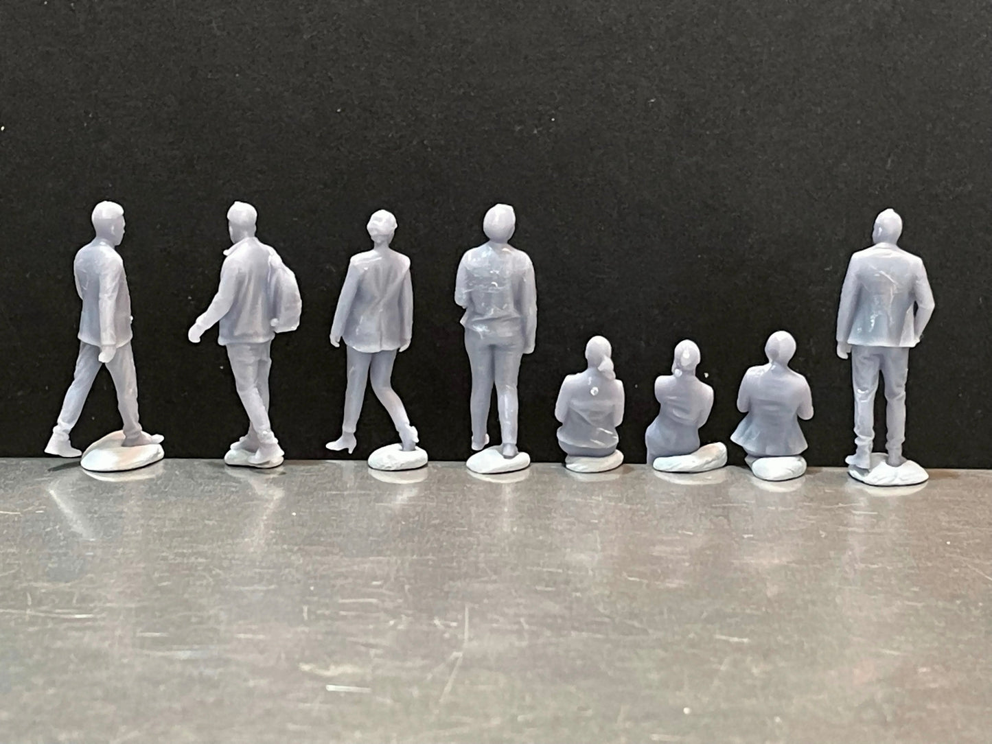 1:64 Miniature Human Figures - Resin / unpainted - great for Dioramas / Hot Wheels - Made in the USA GROUP 168 - Miniature Figures