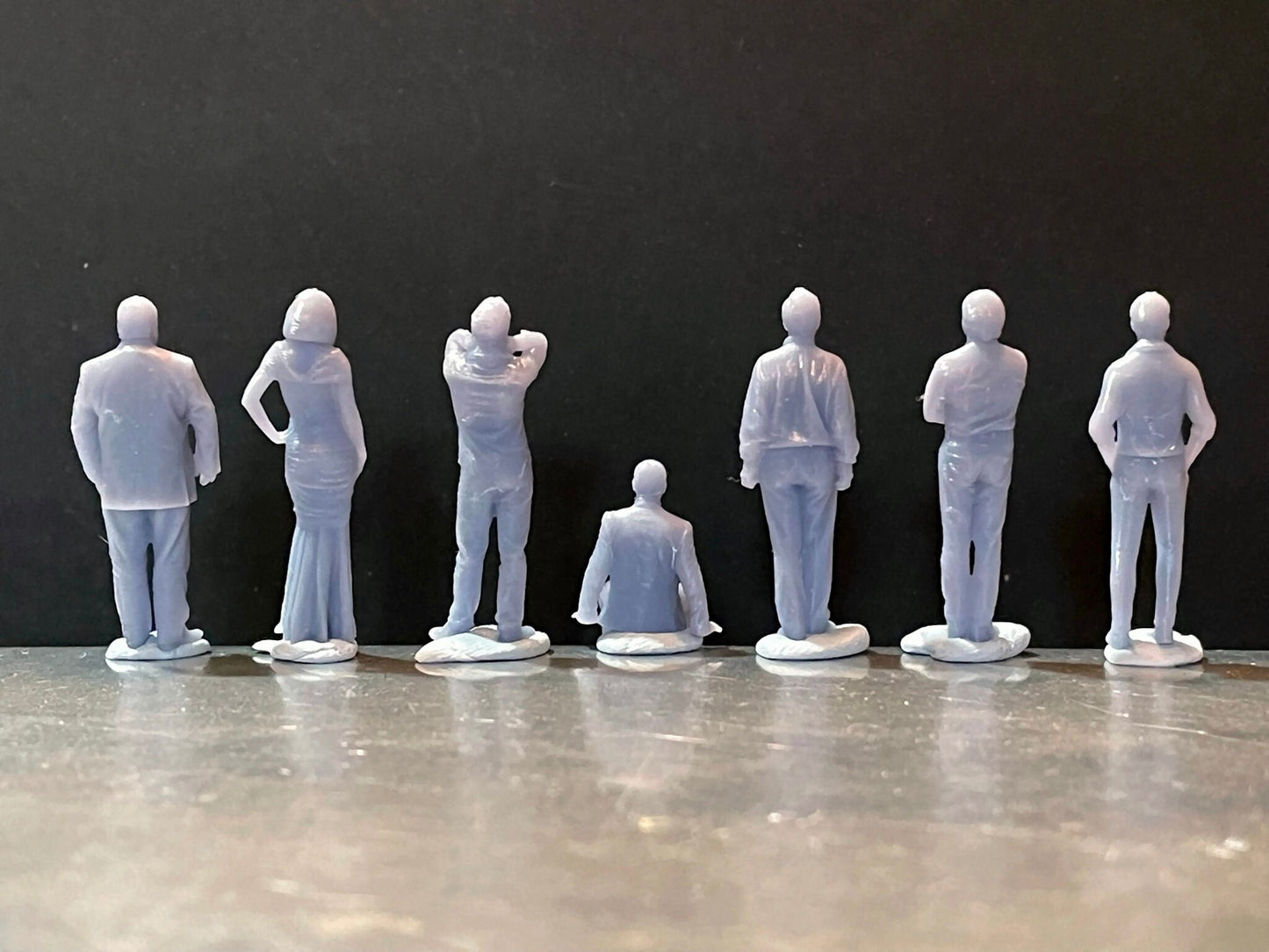 1:64 Miniature Human Figures - Resin / unpainted - great for Dioramas / Hot Wheels - Made in the USA GROUP 161 - Miniature Figures
