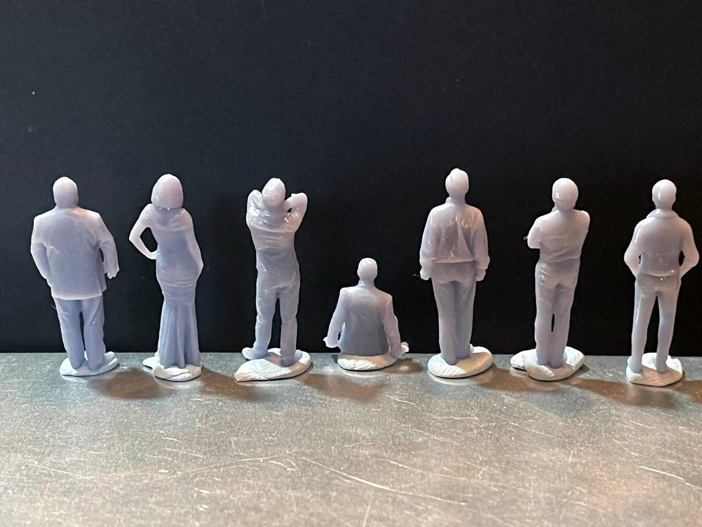 1:64 Miniature Human Figures - Resin / unpainted - great for Dioramas / Hot Wheels - Made in the USA GROUP 161 - Miniature Figures