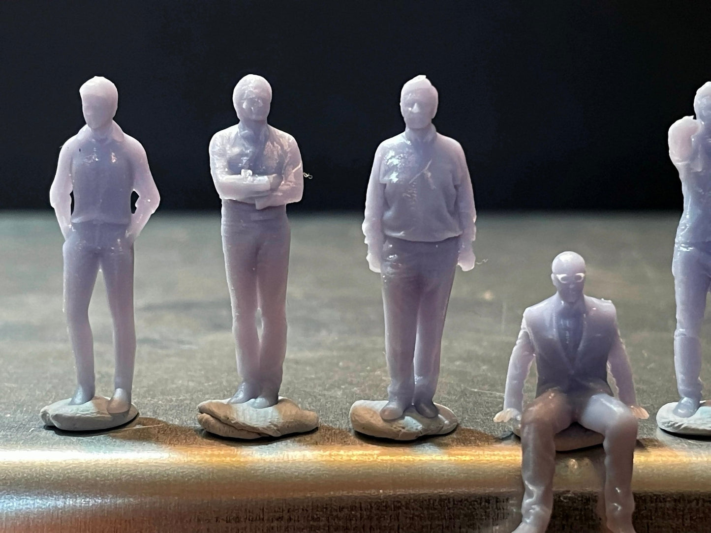 1:64 Miniature Human Figures - Resin / unpainted - great for Dioramas / Hot Wheels - Made in the USA GROUP 161 - Miniature Figures