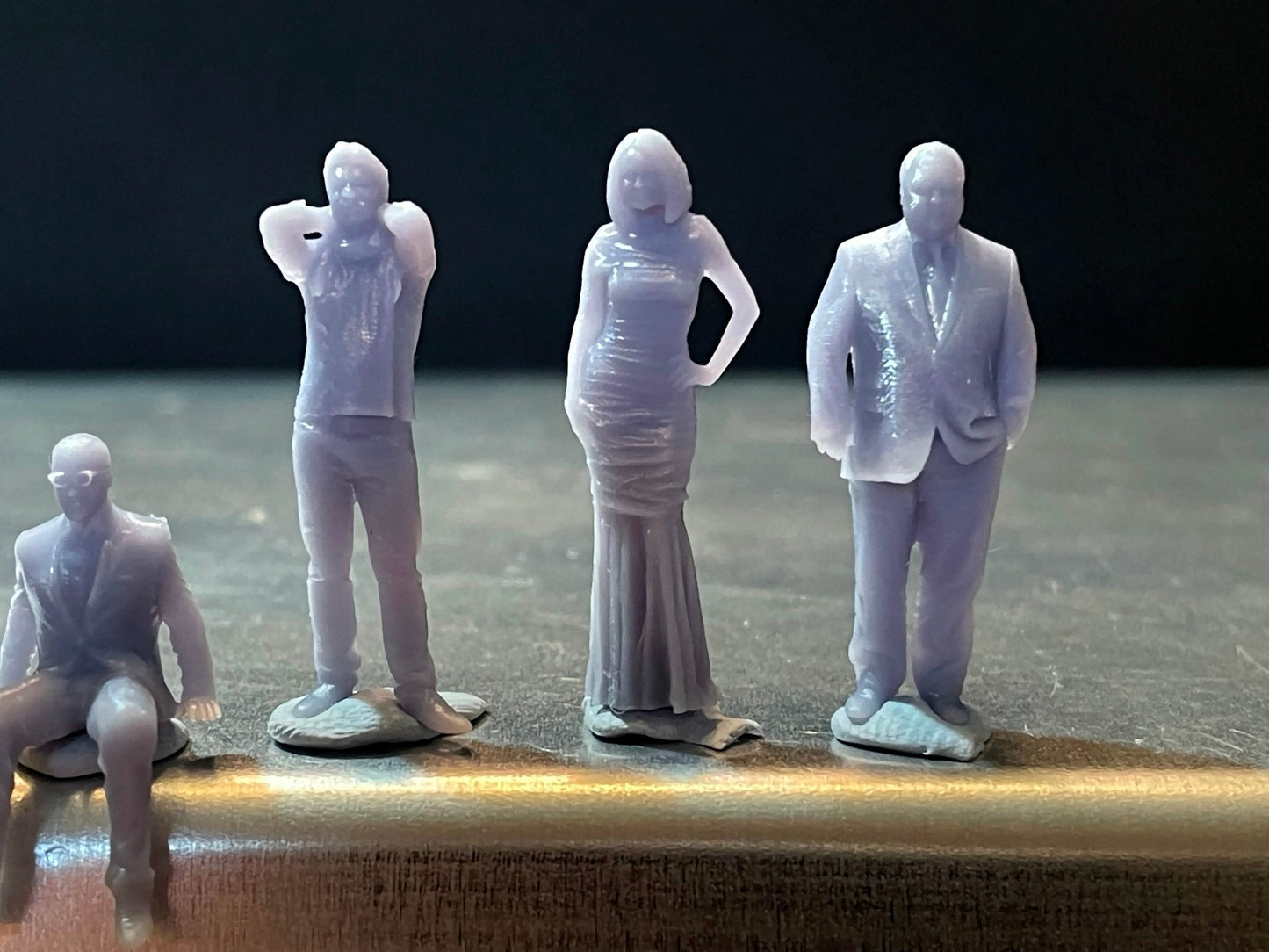 1:64 Miniature Human Figures - Resin / unpainted - great for Dioramas / Hot Wheels - Made in the USA GROUP 161 - Miniature Figures
