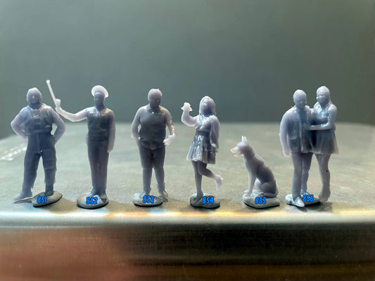 1:64 Miniature Human Figures - Resin / unpainted - great for Dioramas / Hot Wheels - Made in the USA GROUP 193 - Miniature Figures