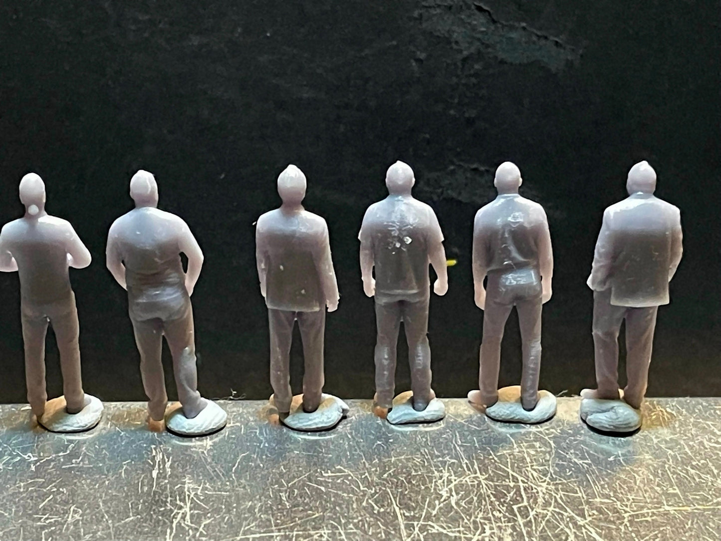 1:64 Miniature Human Figures - Resin / unpainted - great for Dioramas / Hot Wheels - Made in the USA GROUP 197 - Miniature Figures