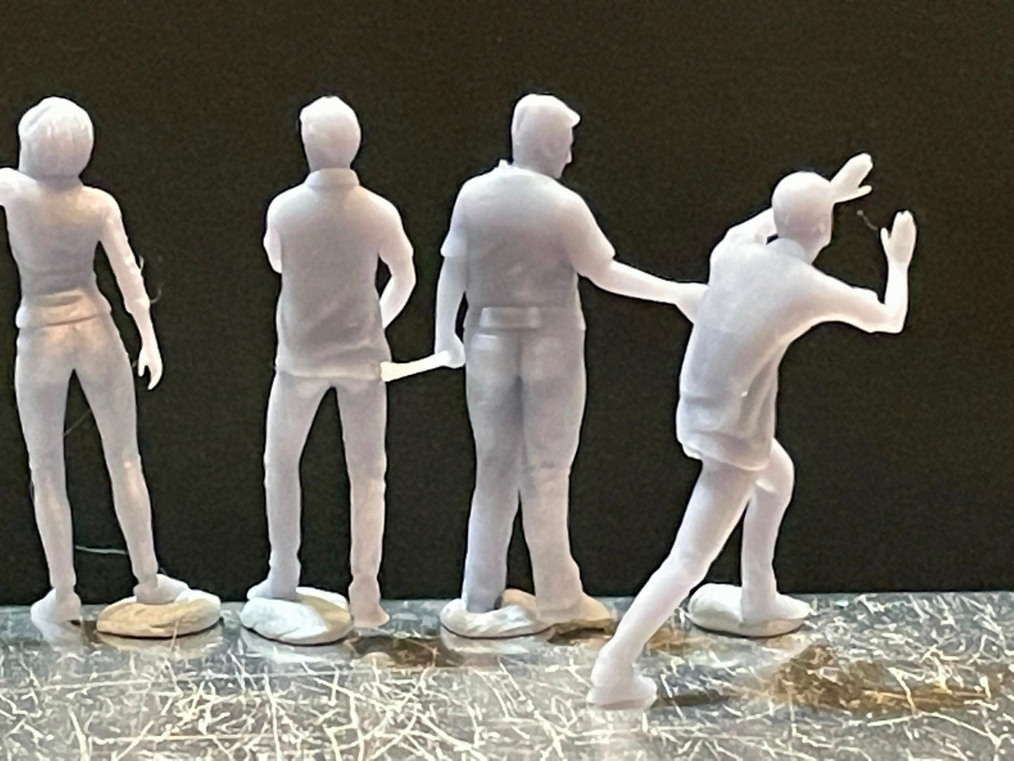1:64 Miniature Human Figures - Resin / unpainted - great for Dioramas / Hot Wheels - Made in the USA GROUP 223 - Miniature Figures