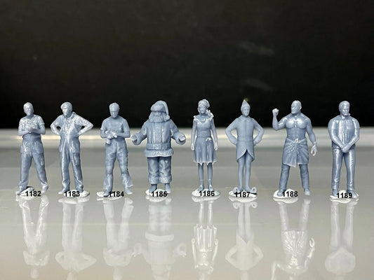 1:64 Miniature Human Figures - Resin / unpainted - great for Dioramas / Hot Wheels - Made in the USA GROUP 246 - Miniature Figures