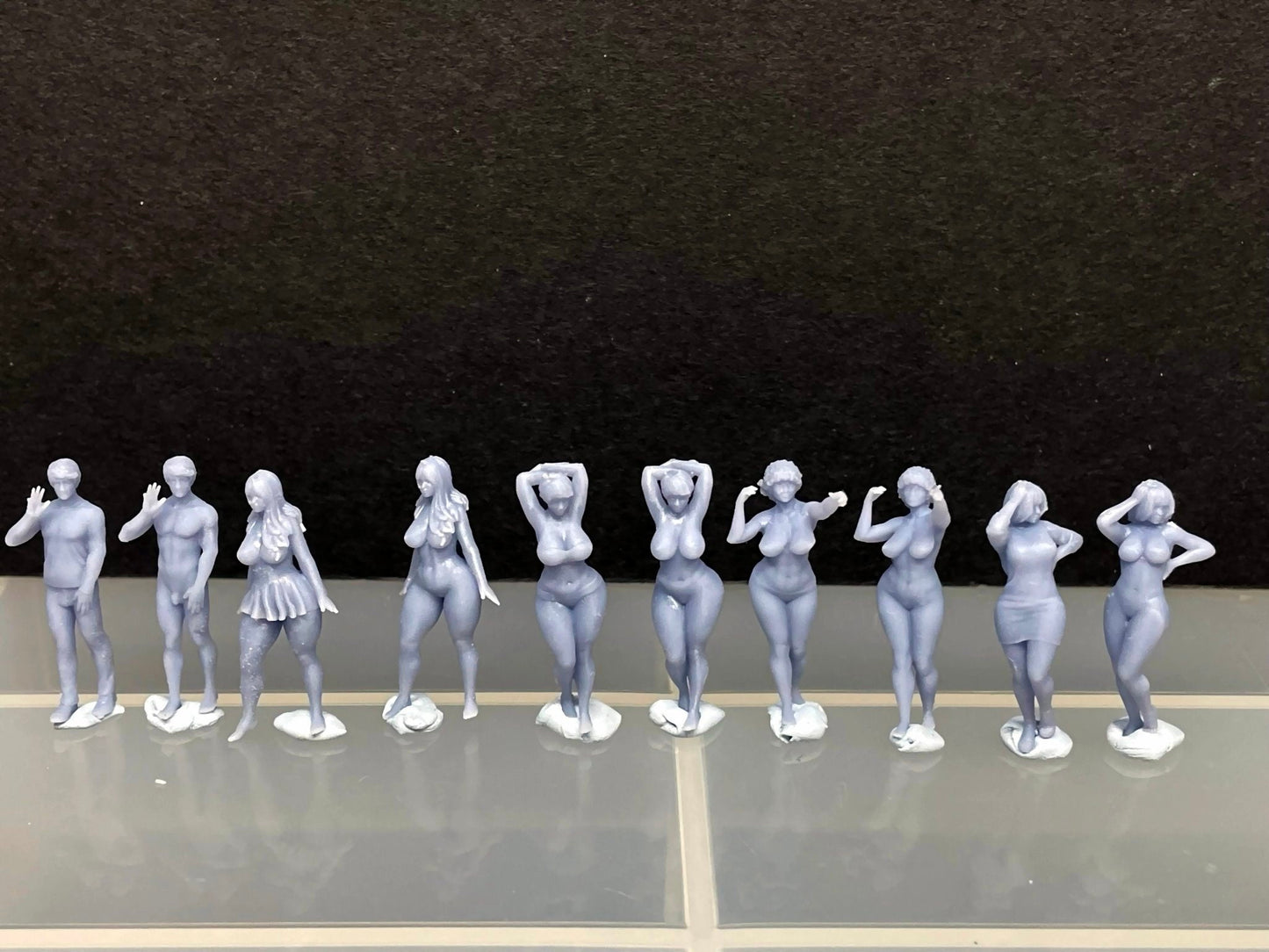 1:64 Miniature Human Figures - Resin / unpainted - great for Dioramas / Hot Wheels - Made in the USA GROUP 287 - Miniature Figures