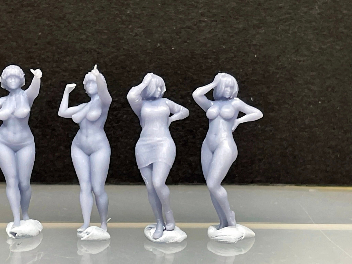 1:64 Miniature Human Figures - Resin / unpainted - great for Dioramas / Hot Wheels - Made in the USA GROUP 287 - Miniature Figures