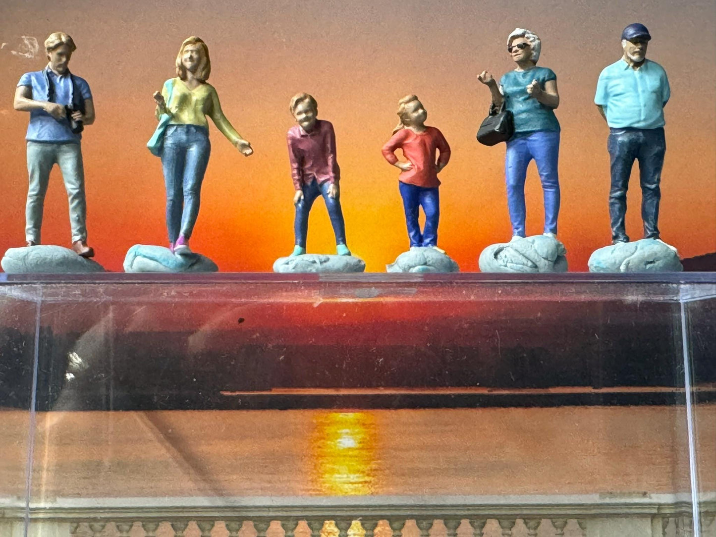 1:64 Miniature Human Figures - Painted SET - great for Dioramas / Hot Wheels - Family Time - Miniatures 1.10" American Diorama