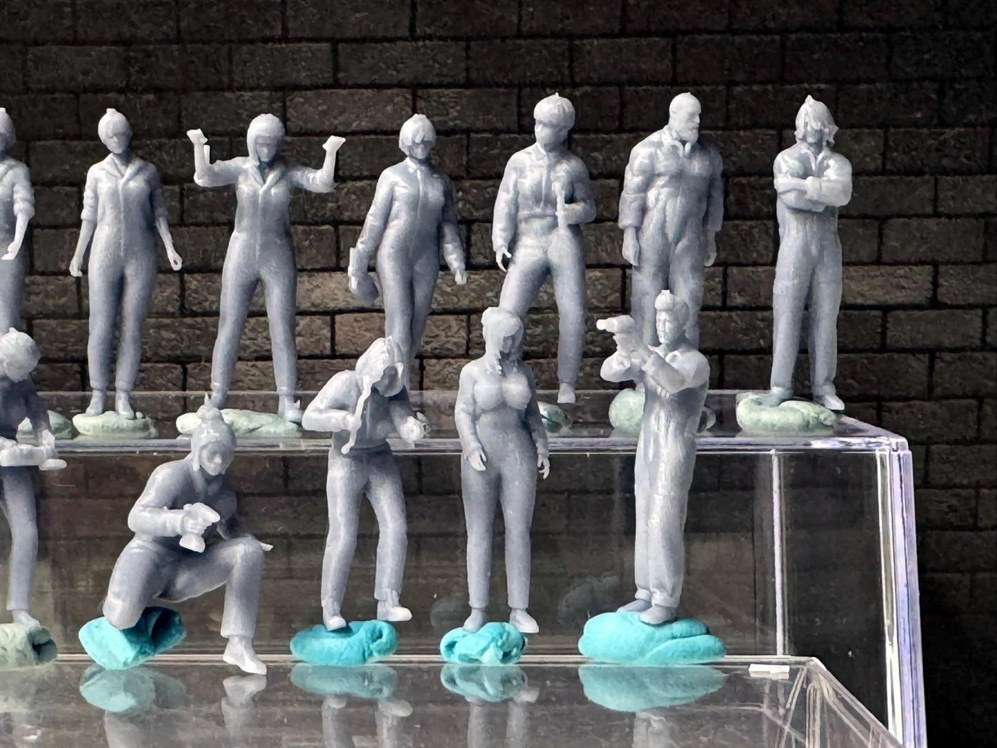 1:64 Miniature Human Figures - Resin / unpainted - great for Dioramas Hot Wheels - Made in the USA LOT 626 - Miniature 1.10 - Mechanics