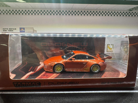 1-64 Scale / S-Scale Porsche 997 Old and New- Great For Dioramas & Diecast Photography (MiniGT)