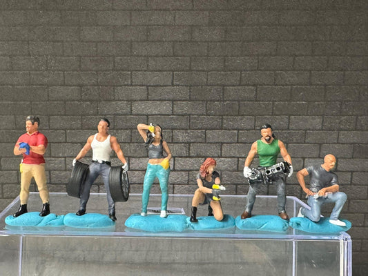 1:64 Miniature Human Figures - Painted SET - great for Dioramas / Hot Wheels - Muscle Mechanics Set - Miniatures 1.10" American Diorama