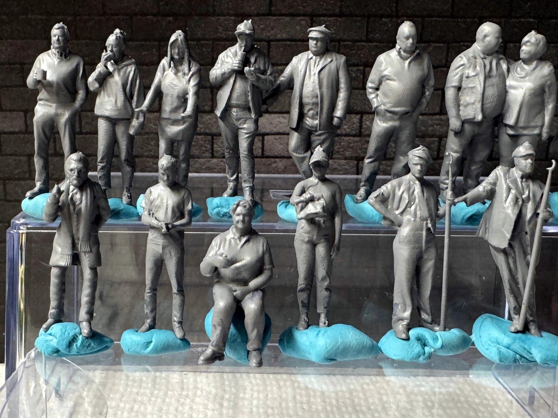 Double G 1:64 Miniature Human Figures - 3D Printed - Unpainted - great for Dioramas - Made in the USA LOT 644 Miniature 1.10