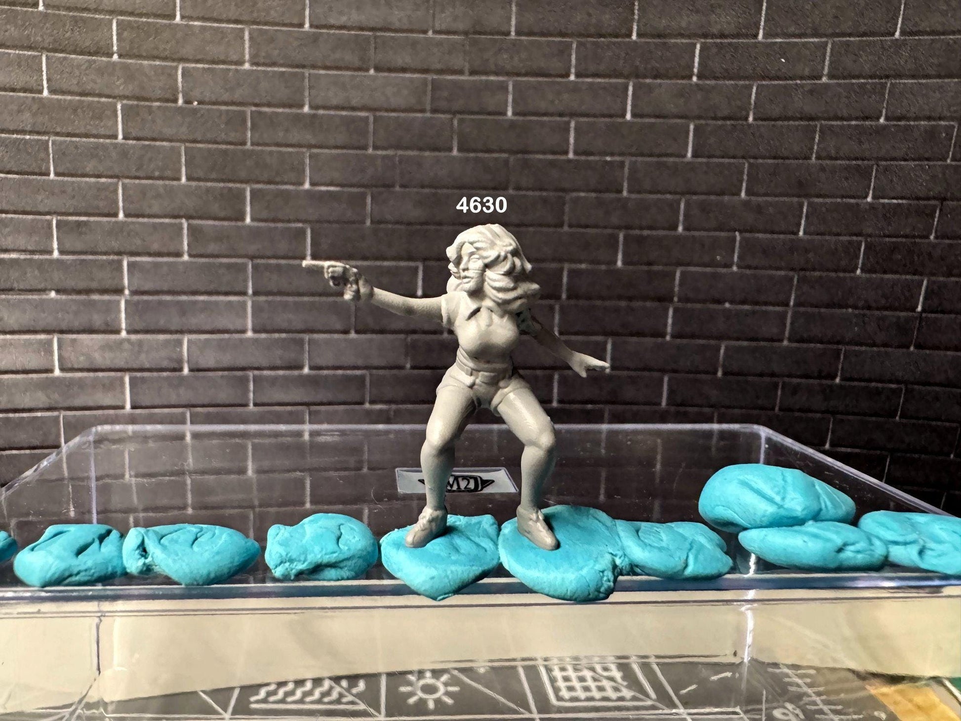 Double G 1:64 Miniature Human Figures - 3D Printed - Unpainted - great for Dioramas - Made in the USA LOT 645 Miniature 1.10