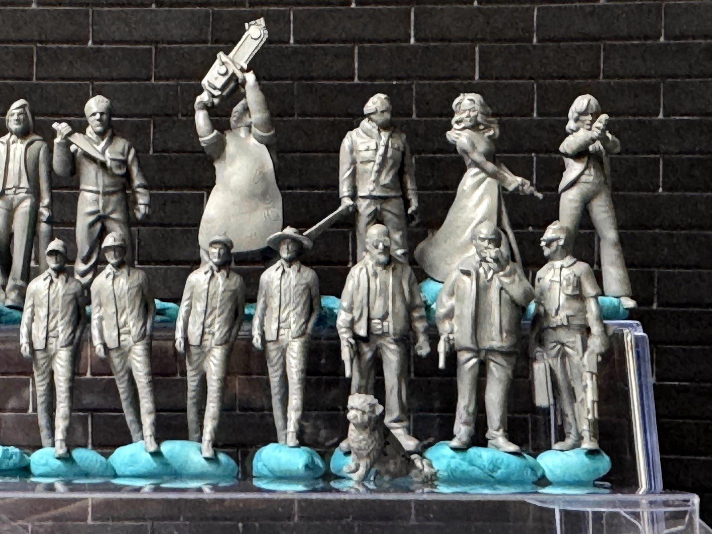 Double G 1:64 Miniature Human Figures - 3D Printed - Unpainted - great for Dioramas - Made in the USA LOT 645 Miniature 1.10