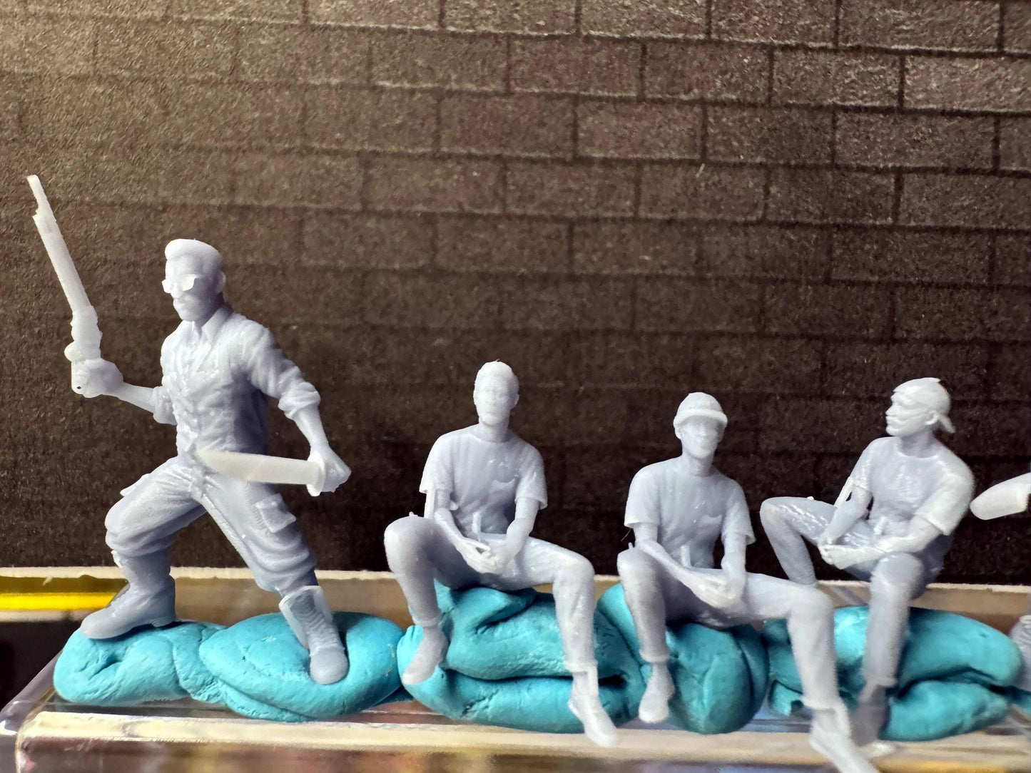 Double G 1:64 Miniature Human Figures - 3D Printed - Unpainted - great for Dioramas - Made in the USA LOT 635 Miniature 1.10
