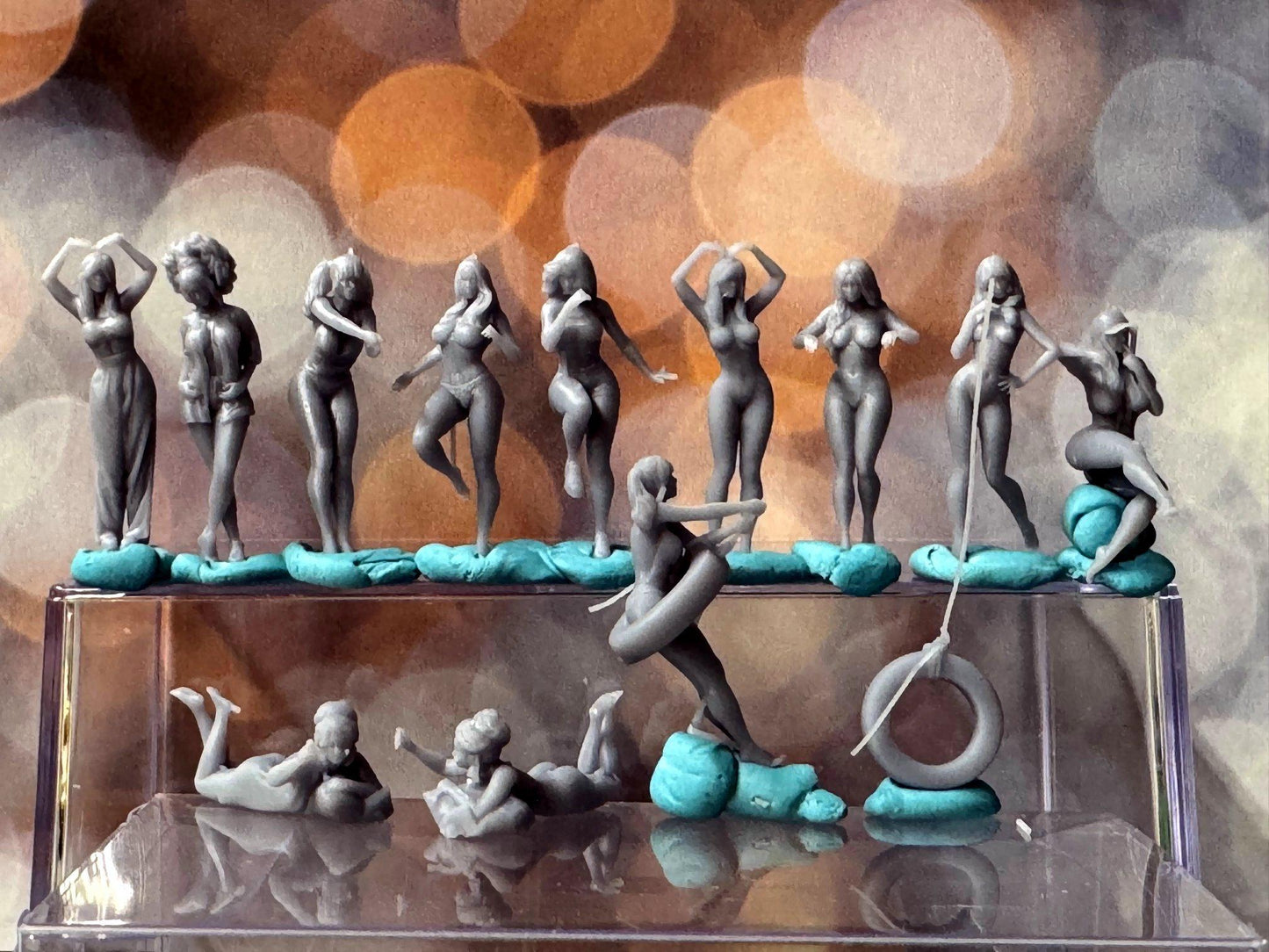 Double G 1:64 Miniature Human Figures - 3D Printed - Unpainted - great for Dioramas - Made in the USA LOT 649 Miniature 1.10