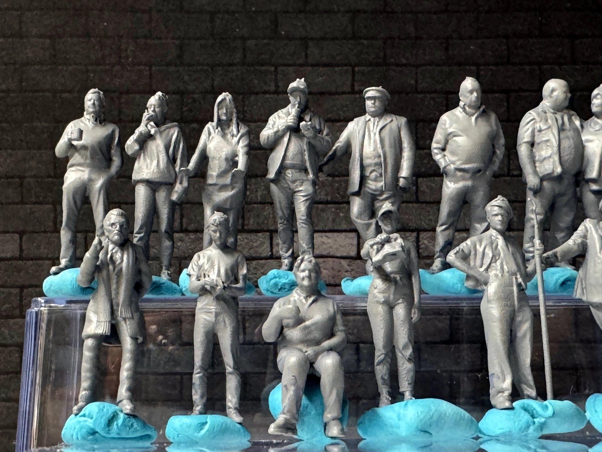 Double G 1:64 Miniature Human Figures - 3D Printed - Unpainted - great for Dioramas - Made in the USA LOT 644 Miniature 1.10