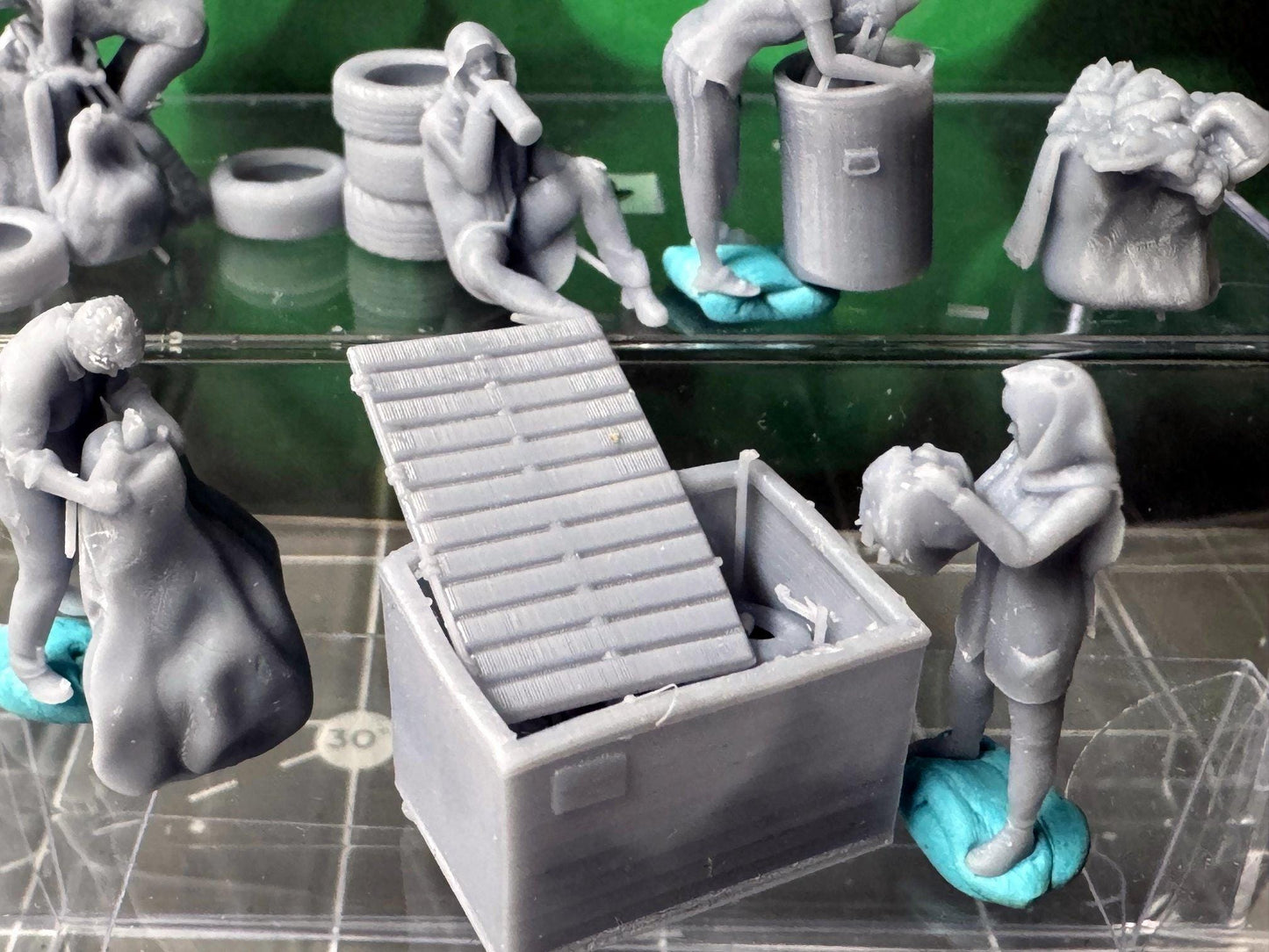 Double G 1:64 Miniature Human Figures - 3D Printed - Unpainted - great for Dioramas - Made in the USA LOT 654-1 Miniature 1.10 Homeless