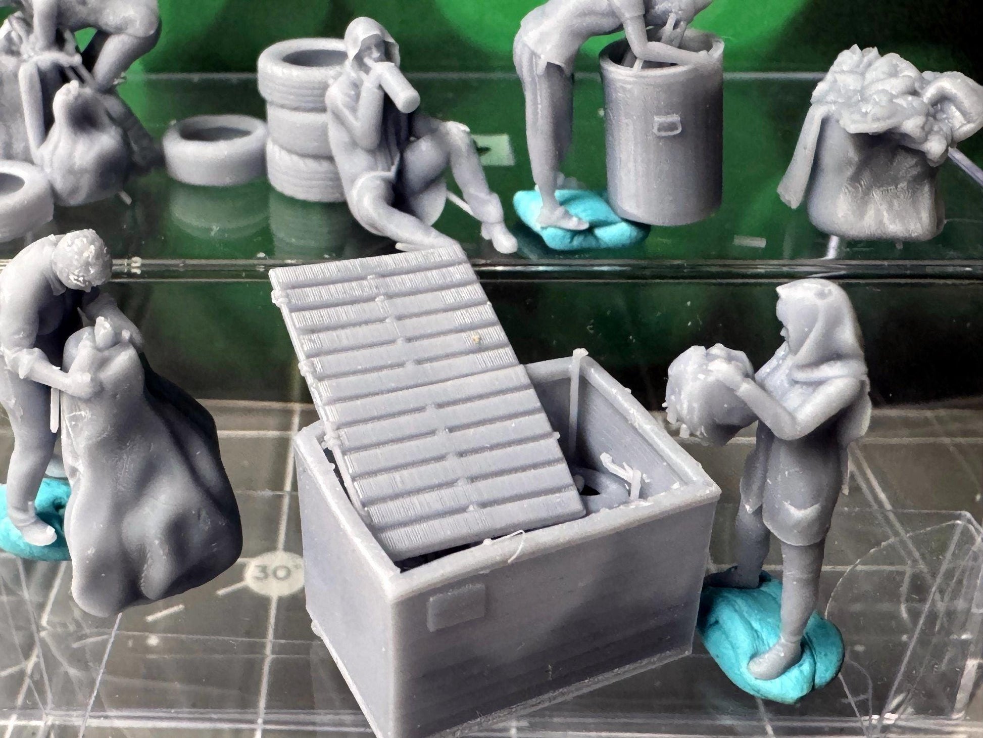Double G 1:64 Miniature Human Figures - 3D Printed - Unpainted - great for Dioramas - Made in the USA LOT 654-1 Miniature 1.10 Homeless