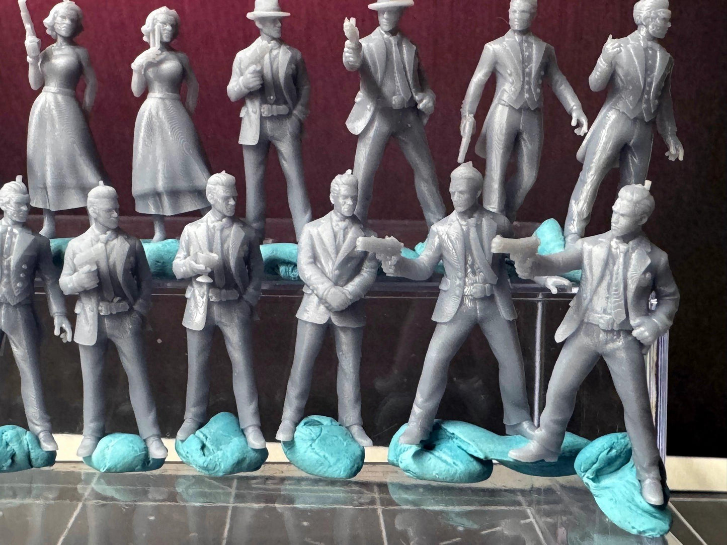 Double G 1:64 Miniature Human Figures - 3D Printed - Unpainted - great for Dioramas - Made in the USA LOT 673 Miniature 1.10