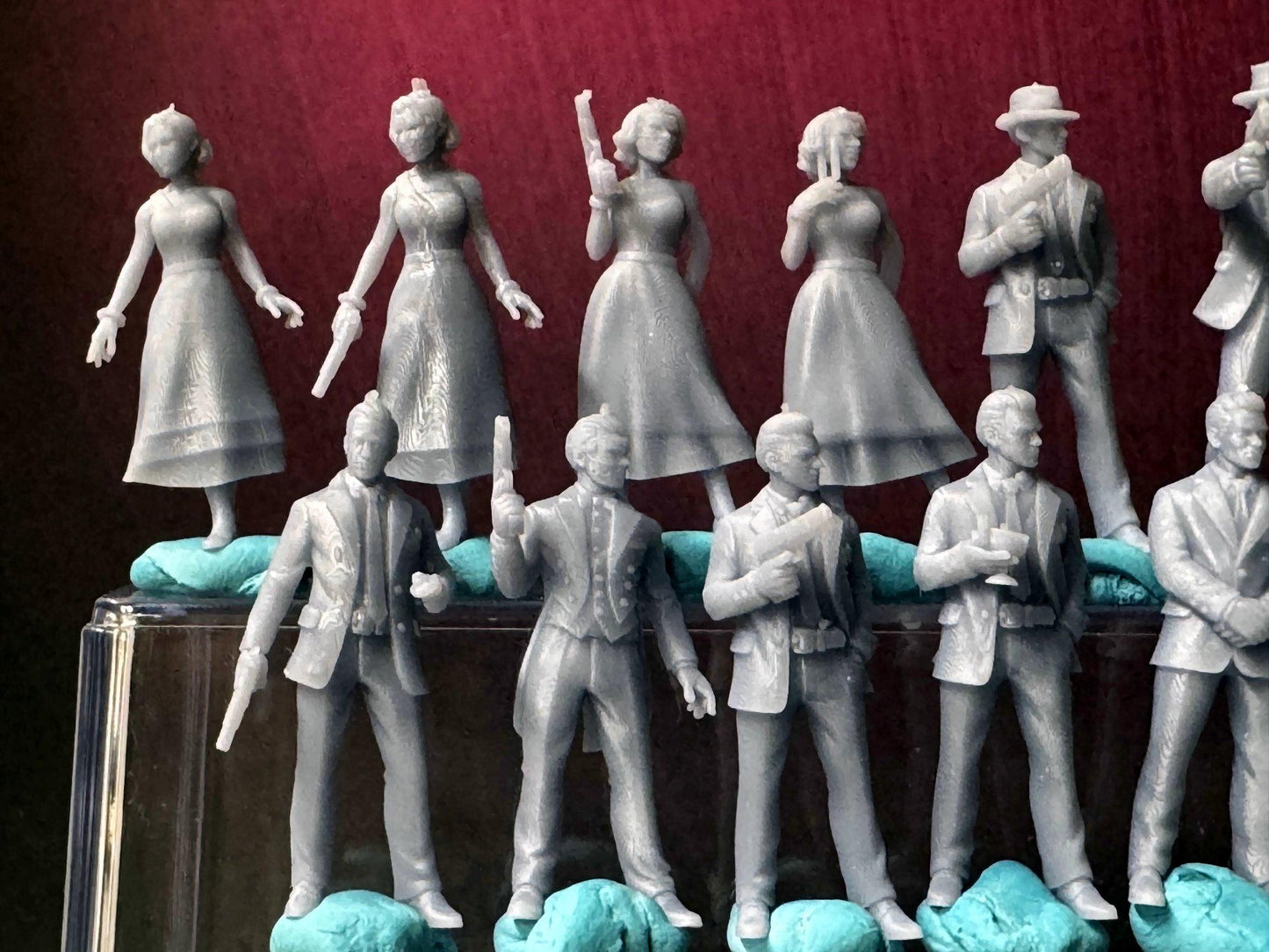 Double G 1:64 Miniature Human Figures - 3D Printed - Unpainted - great for Dioramas - Made in the USA LOT 673 Miniature 1.10