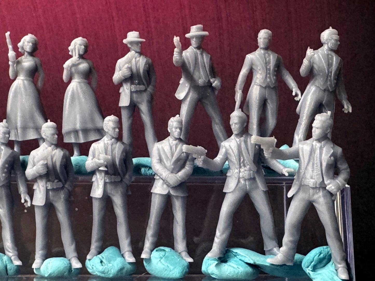 Double G 1:64 Miniature Human Figures - 3D Printed - Unpainted - great for Dioramas - Made in the USA LOT 673 Miniature 1.10