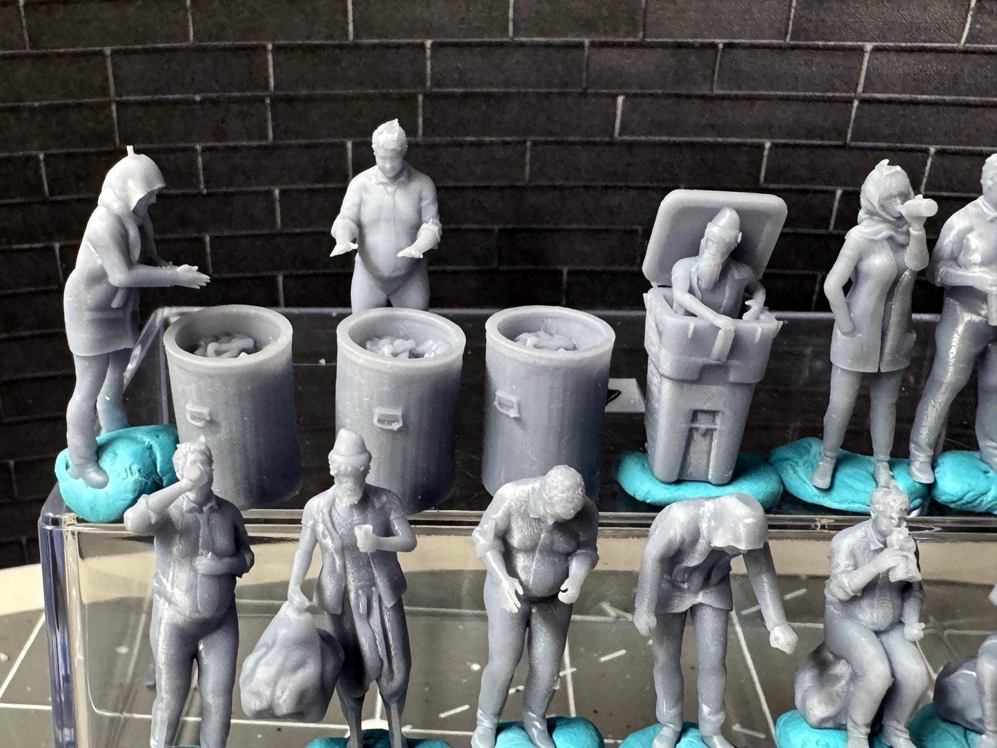 Double G 1:64 Miniature Human Figures - 3D Printed - Unpainted - great for Dioramas - Made in the USA LOT 654 Miniature 1.10 Homeless People