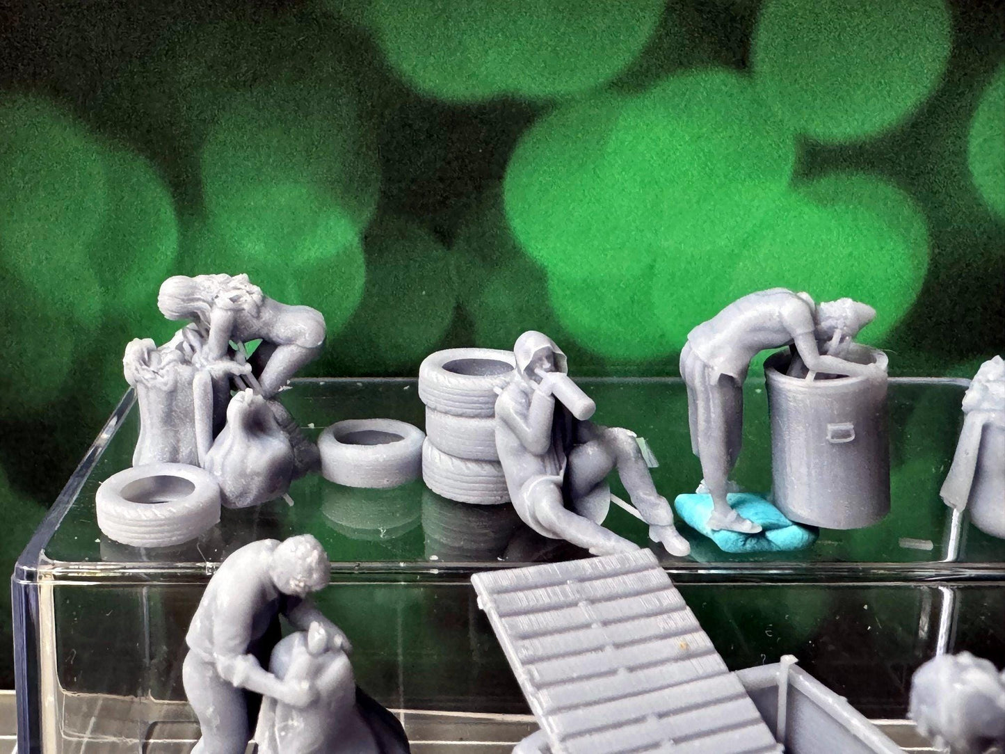Double G 1:64 Miniature Human Figures - 3D Printed - Unpainted - great for Dioramas - Made in the USA LOT 654-1 Miniature 1.10 Homeless
