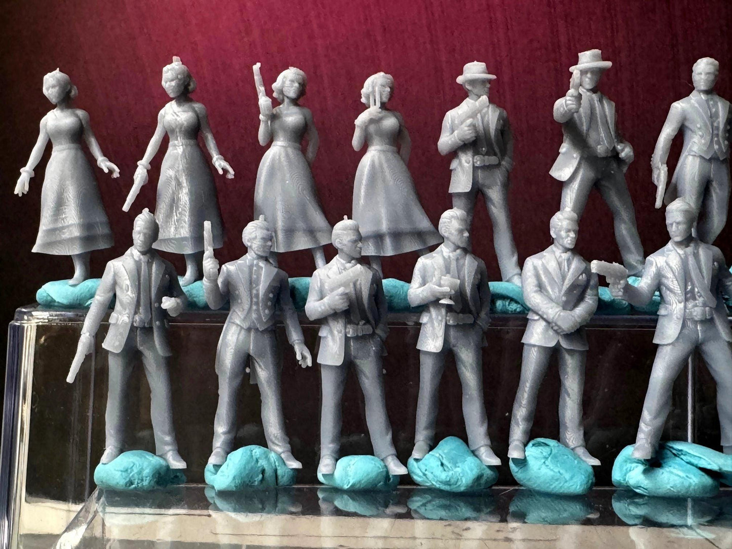 Double G 1:64 Miniature Human Figures - 3D Printed - Unpainted - great for Dioramas - Made in the USA LOT 673 Miniature 1.10