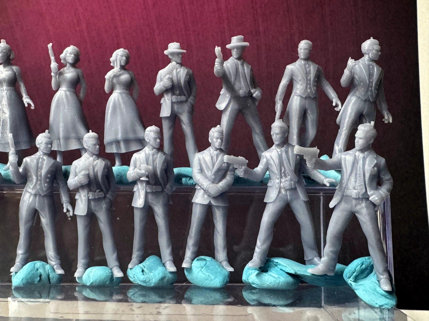 Double G 1:64 Miniature Human Figures - 3D Printed - Unpainted - great for Dioramas - Made in the USA LOT 673 Miniature 1.10