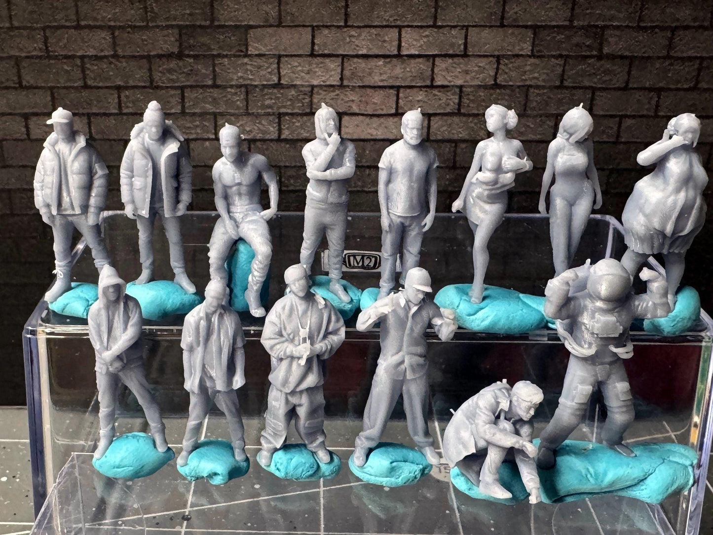 Double G 1:64 Miniature Human Figures - 3D Printed - Unpainted - great for Dioramas - Made in the USA LOT 675 Miniature 1.10