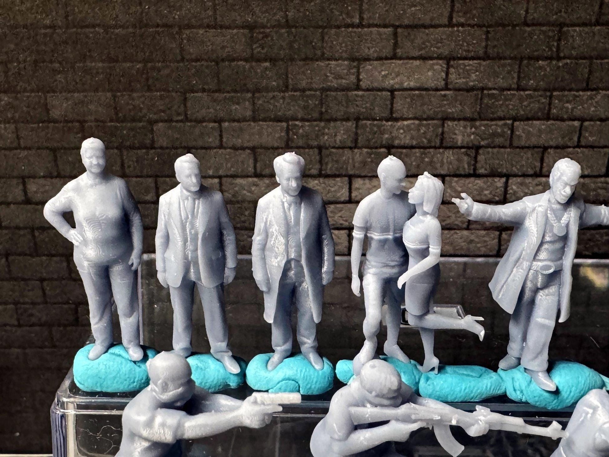 Double G 1:64 Miniature Human Figures - 3D Printed - Unpainted - great for Dioramas - Made in the USA LOT 658 Miniature 1.10