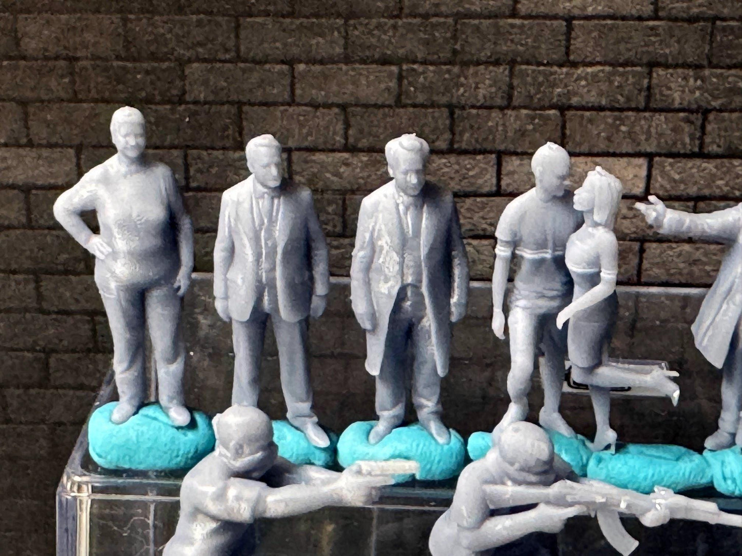 Double G 1:64 Miniature Human Figures - 3D Printed - Unpainted - great for Dioramas - Made in the USA LOT 658 Miniature 1.10