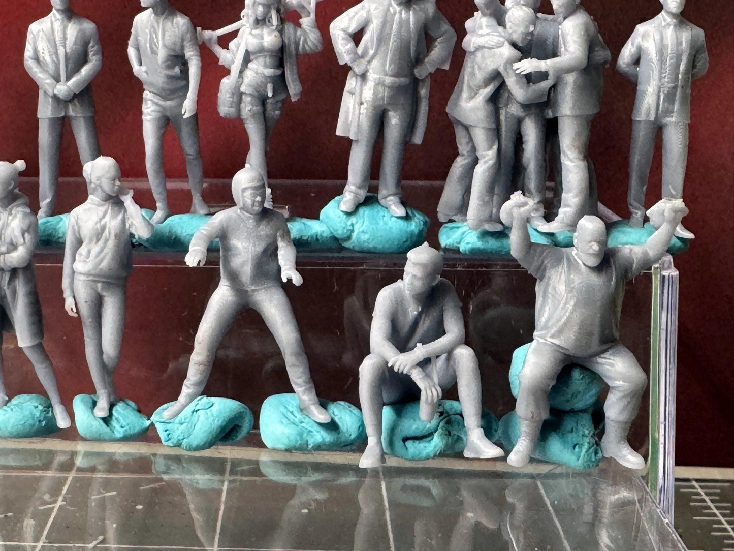 Double G 1:64 Miniature Human Figures - 3D Printed - Unpainted - great for Dioramas - Made in the USA LOT 664 Miniature 1.10