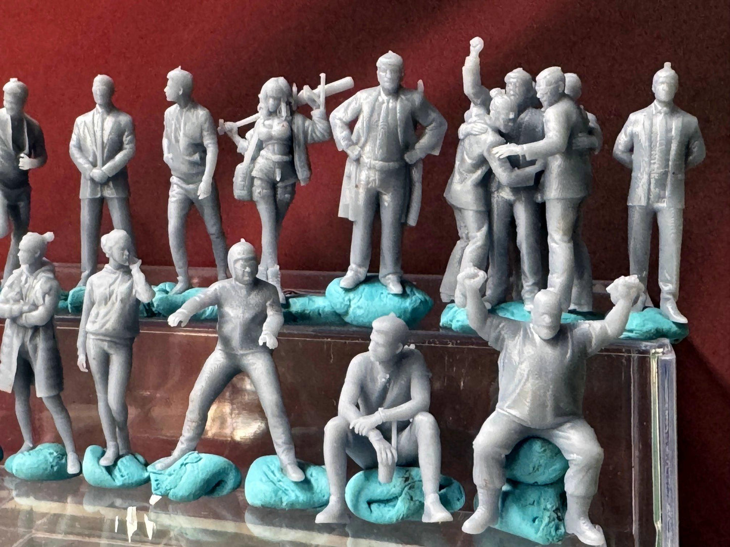Double G 1:64 Miniature Human Figures - 3D Printed - Unpainted - great for Dioramas - Made in the USA LOT 664 Miniature 1.10