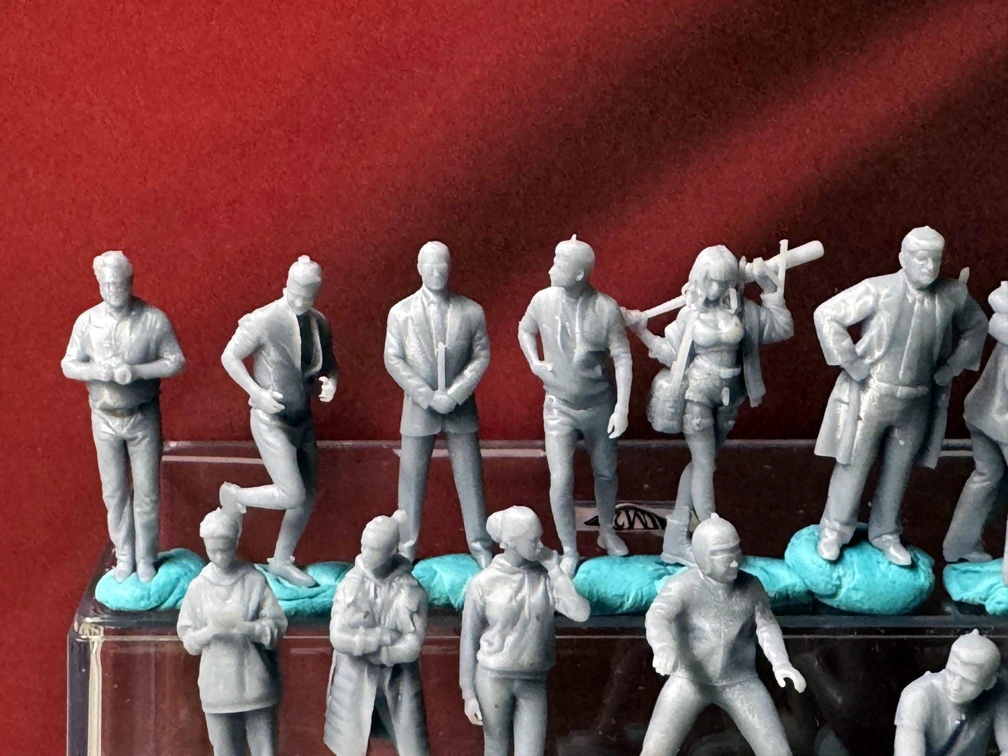 Double G 1:64 Miniature Human Figures - 3D Printed - Unpainted - great for Dioramas - Made in the USA LOT 664 Miniature 1.10