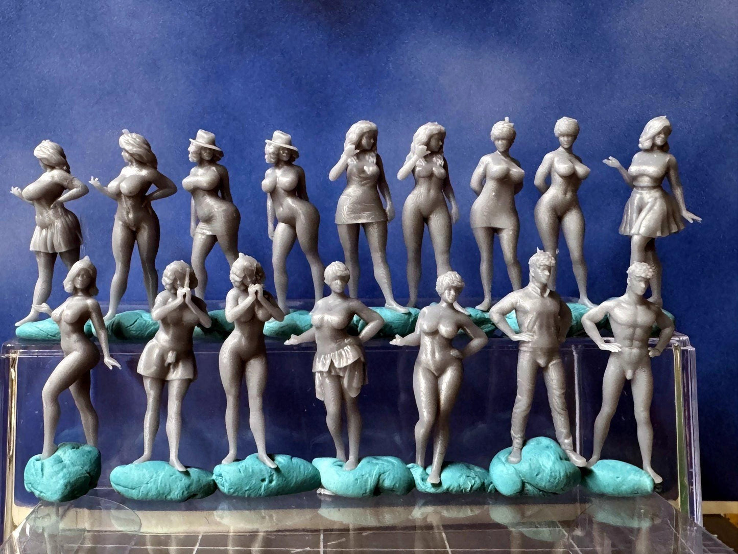 Double G 1:64 Miniature Human Figures - 3D Printed - Unpainted - great for Dioramas - Made in the USA LOT 666 Miniature 1.10