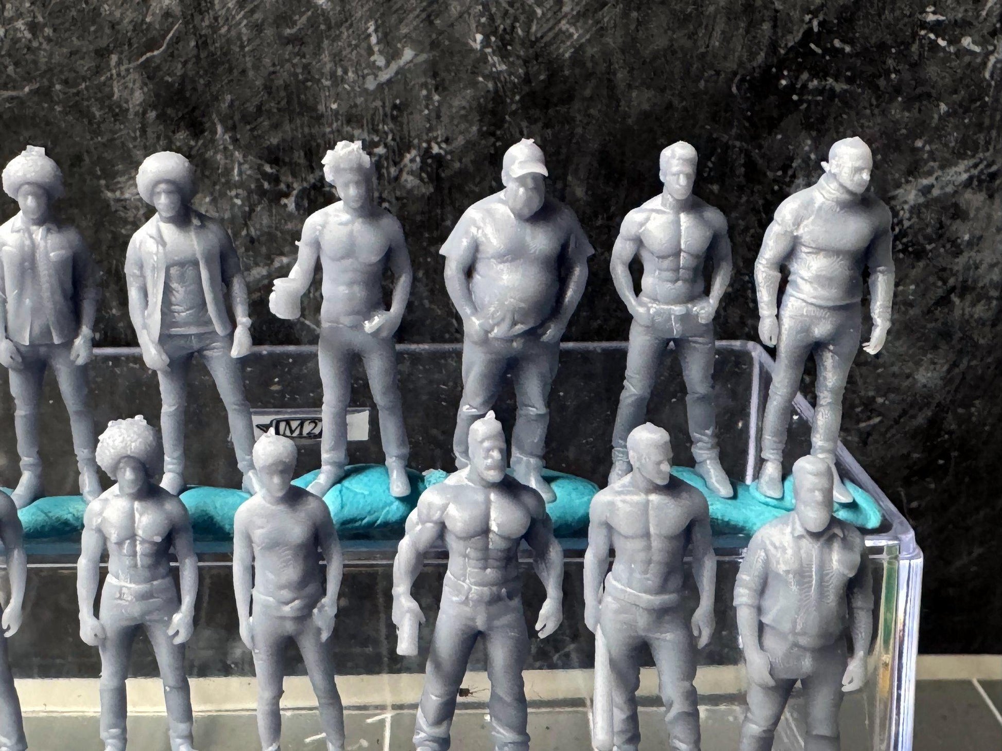Double G 1:64 Miniature Human Figures - Unpainted - great for Dioramas - Made in the USA LOT Street Folks 1 Miniature 1.10