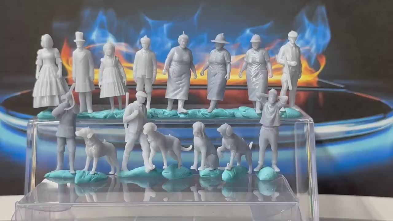 Double G 1:64 Miniature Human Figures - Unpainted - great for Dioramas - Made in the USA LOT 744 Miniature 1.10 Misc People